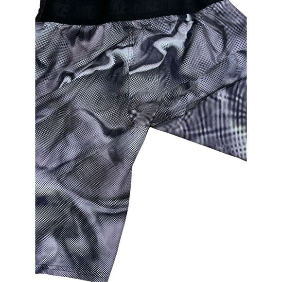 Nice Nike Black Grey Psychedelic Wave ￼Board Shorts Swim Trunks Pockets Size Med - Picture 7 of 8